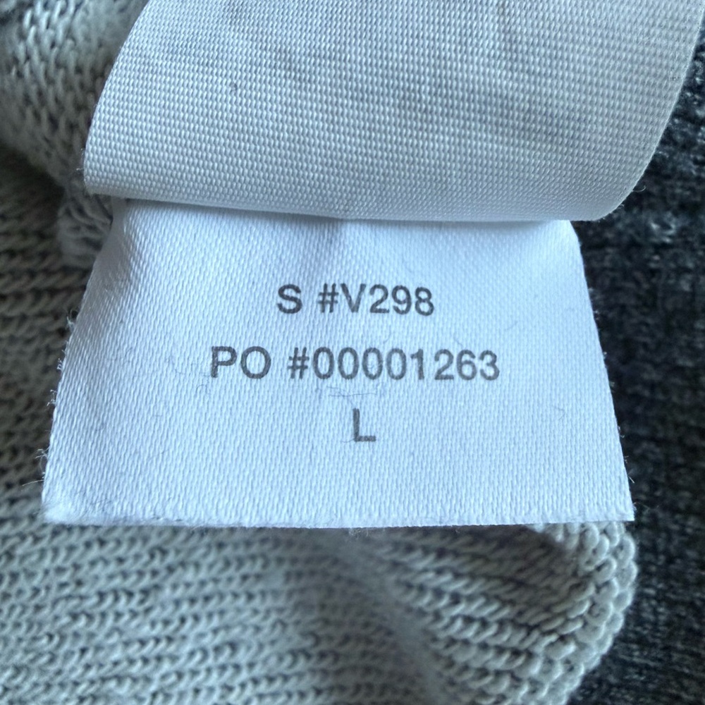 Vuori Cypress 1/4 quarter Zip sweatshirt grey size large men’s - Picture 8 of 9